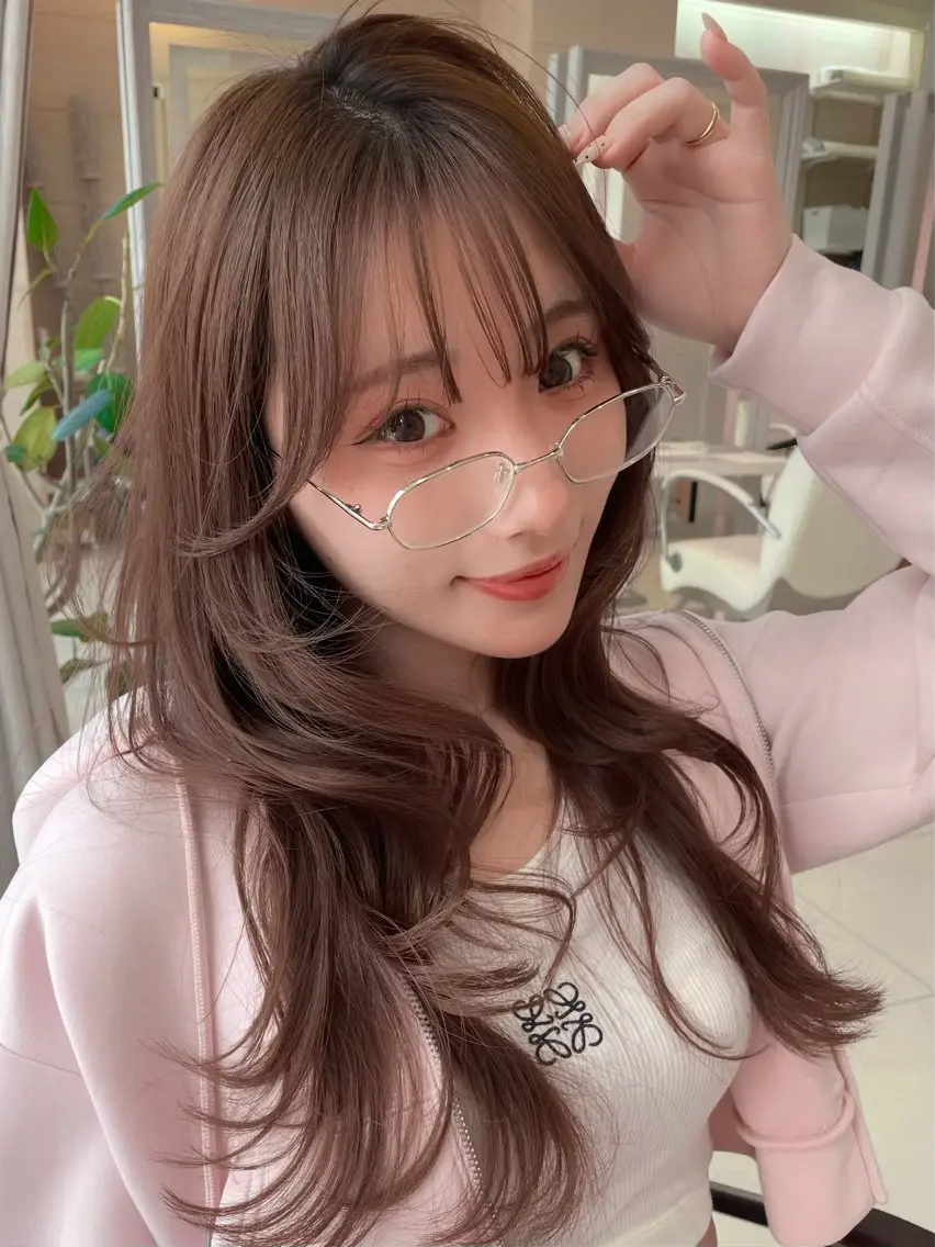 ロング カット ヘアカラー トリートメント レイヤー×顔周 り×髪質改善/MIUのヘアスタイル