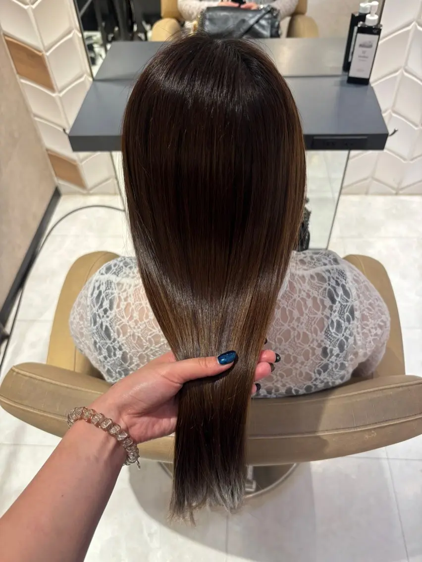 ロング 清水 紗葵のヘアスタイル