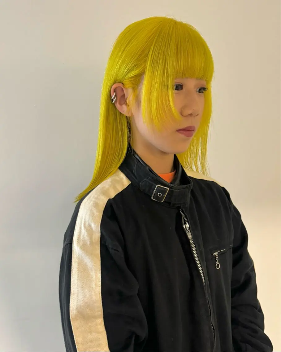 ミディアム カラー ブリーチ RAIMA ケアハイトーンのヘアスタイル