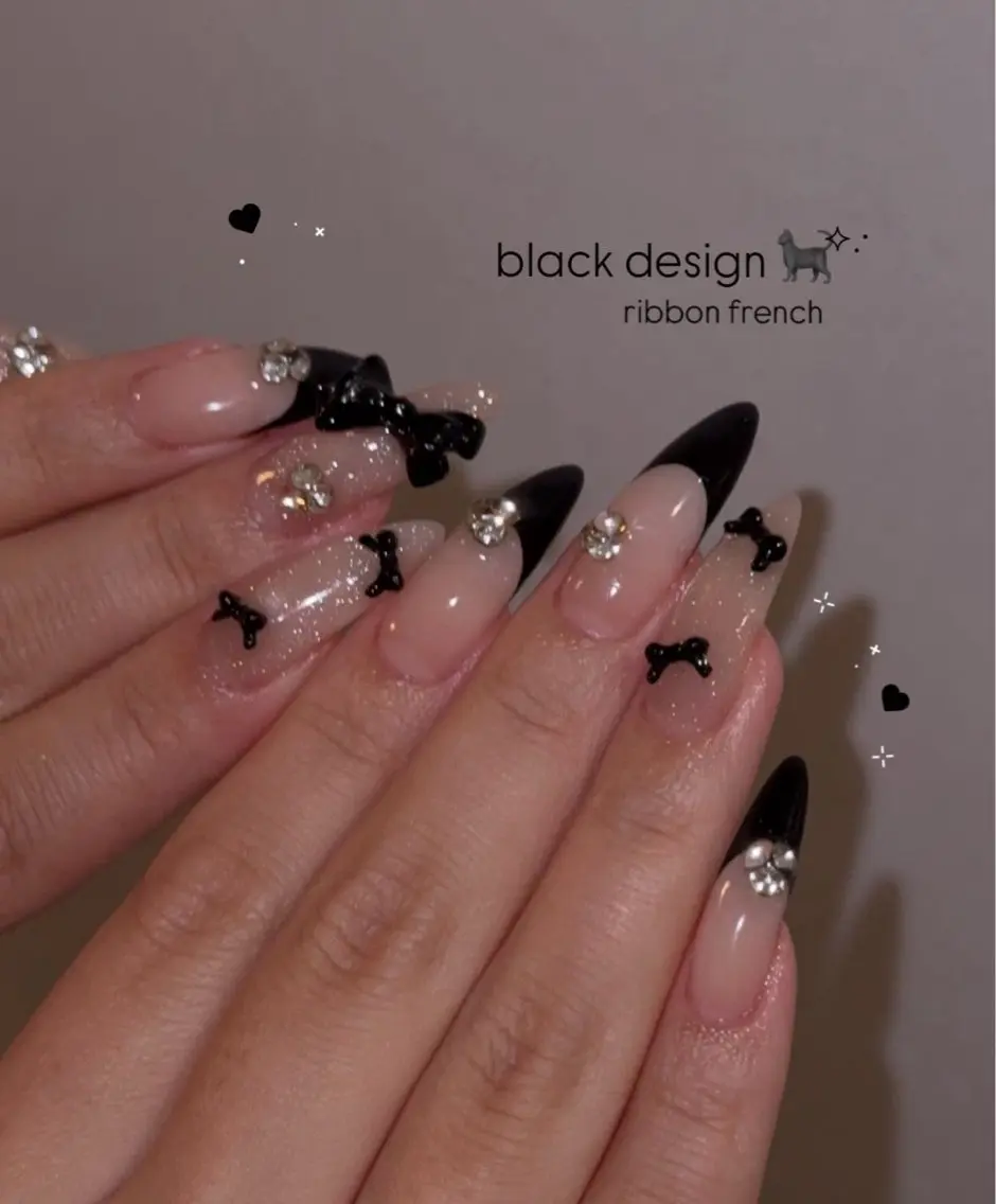 ネイル フレンチネイル キラキラネイル 韓国ネイル シンプルネイル ワンホンネイル ハンドネイル MEI Nailのネイルデザイン