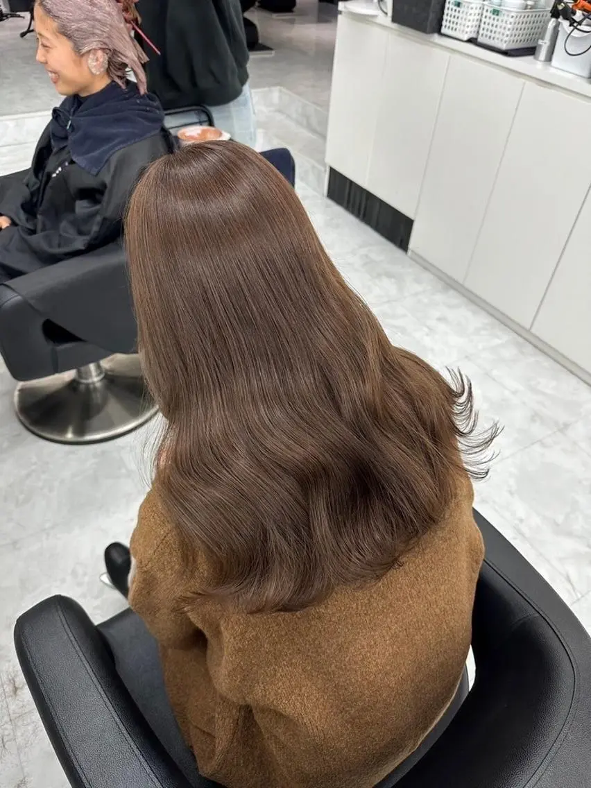 【☘️1日1名様限定メニュー☘️】メンテナンスカット✂︎+ブリーチなしダブルカラー👗🤍の写真