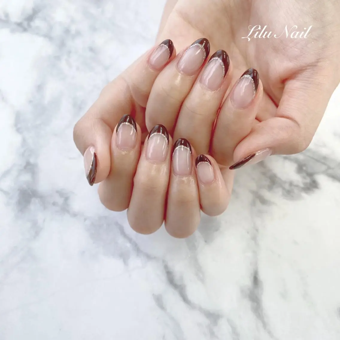ネイル フレンチネイル モチの良さ◉ フィルインネイル♡のネイルデザイン