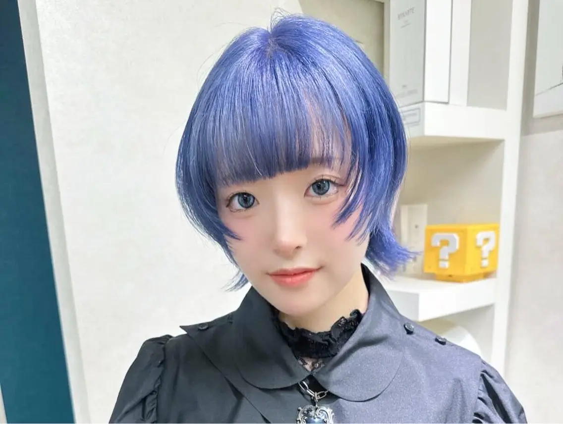ショート カラー ブルーカラー シルバー レイヤーカット ショートヘア ウルフカット カット ヘアカラー BOXmico. 宇都宮弘樹のヘアスタイル