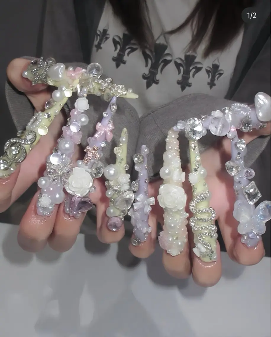 ネイル オーロラネイル チークネイル 桜ネイル クリアネイル ドット ハンドネイル Rin Nail Shinokuboのネイルデザイン