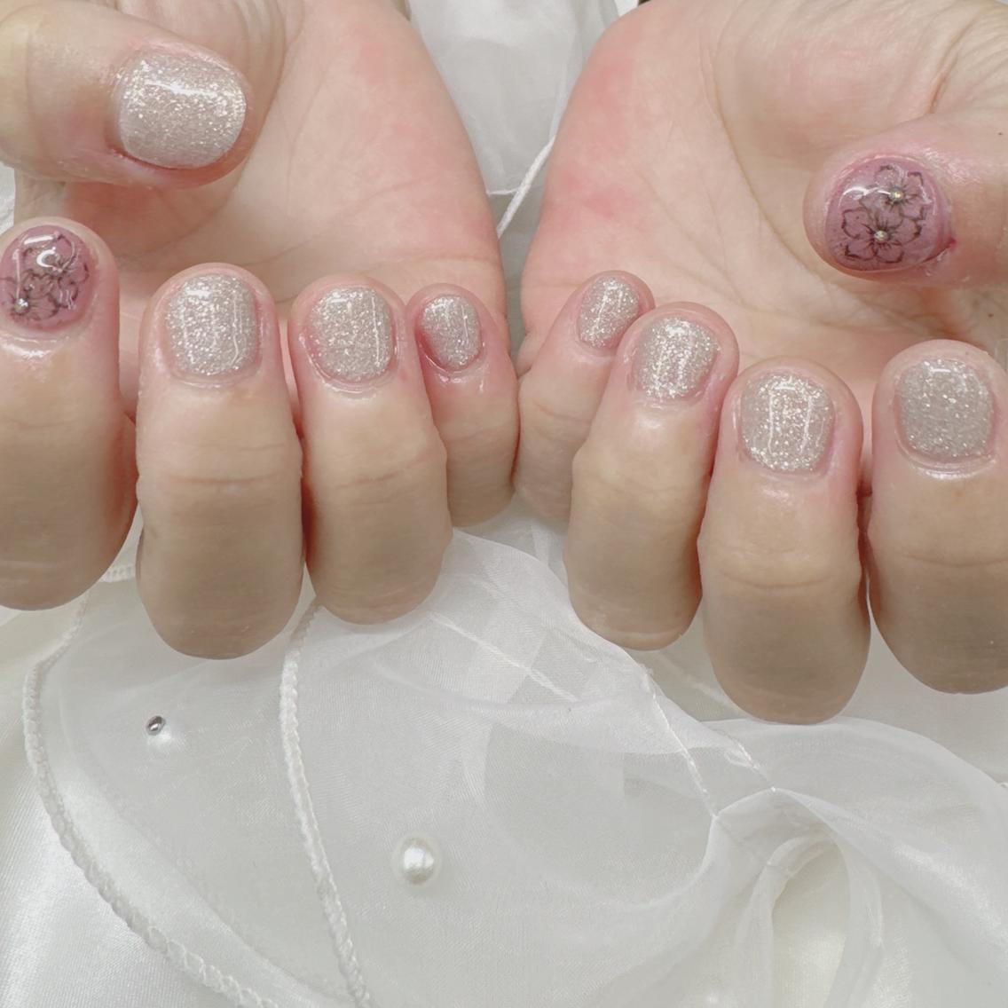 ネイル Nail salon Honey Beeのネイルデザイン