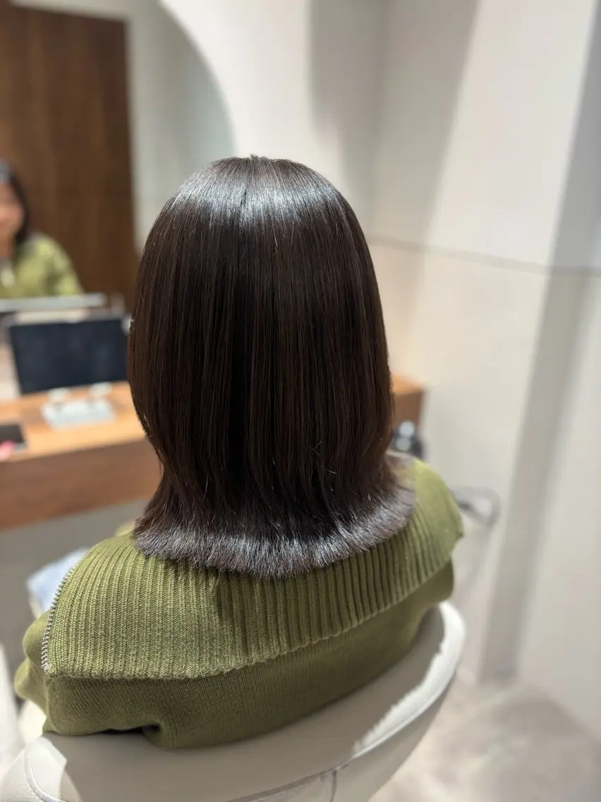 ミディアム カット ヘアカラー トリートメント 美髪ヘア 🤍erikaのヘアスタイル