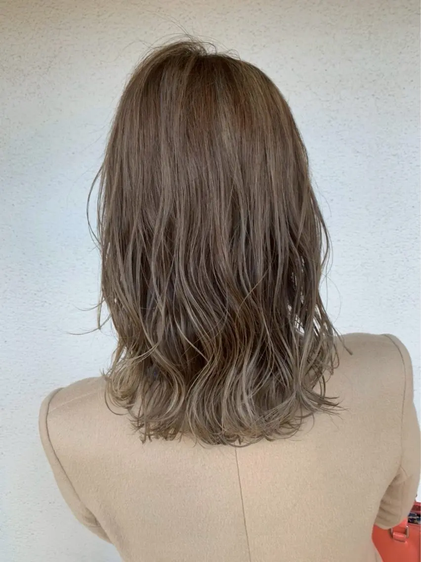 コバヤシ リョウガのヘアスタイル