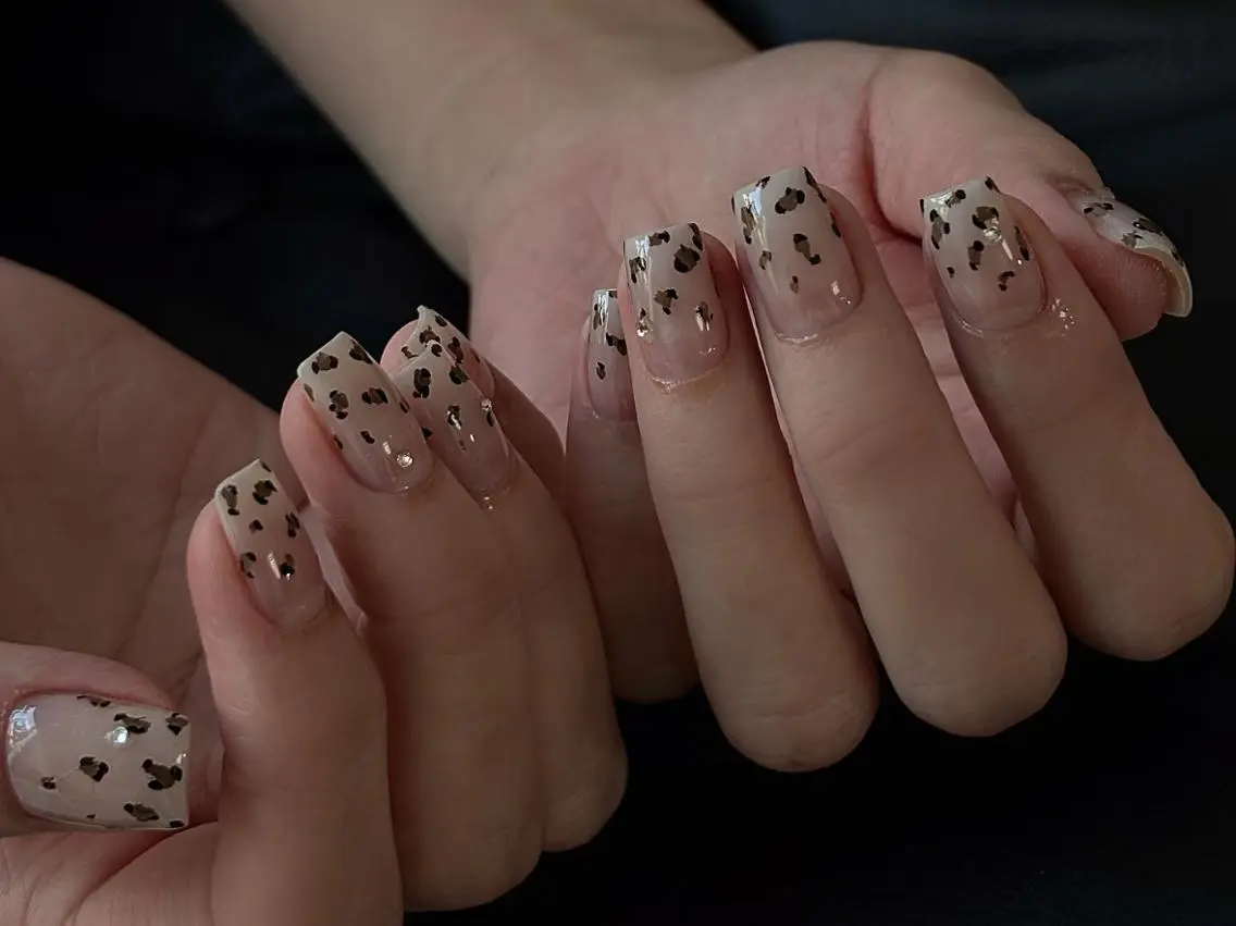 ネイル ハンドネイル ハンドケア 🍑 momo_nailのネイルデザイン