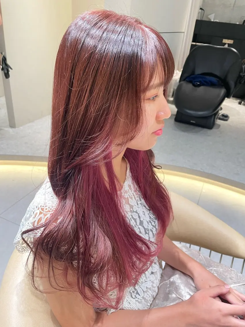 ロング ヘアカラー shion 透明感カラーのヘアスタイル