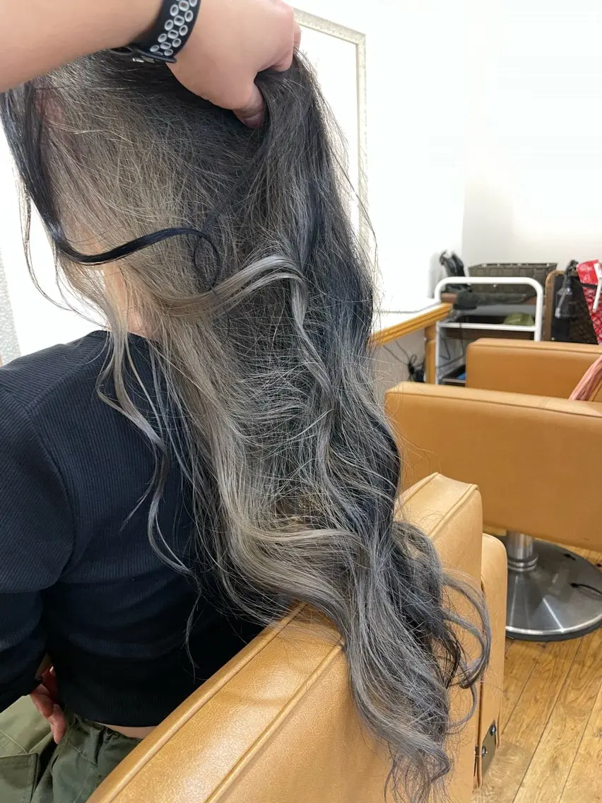 ロング ヘアカラー トリートメント ブリーチ毛矯正.髪質 改善.髪にドラマをのヘアスタイル