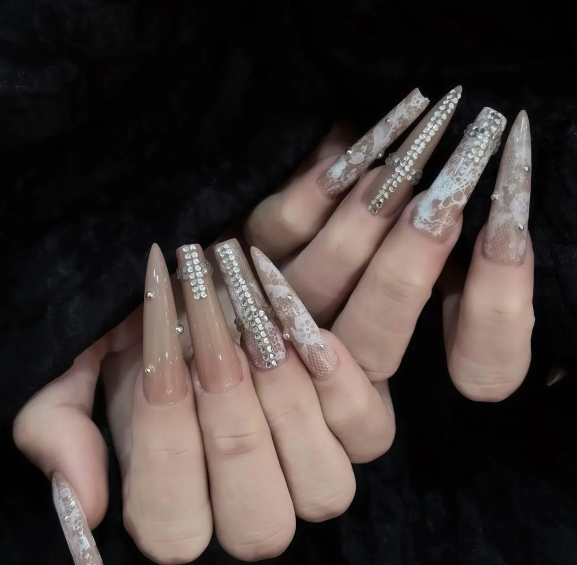 ネイル ハンドネイル エリ🫧 nail池袋東口のネイルデザイン