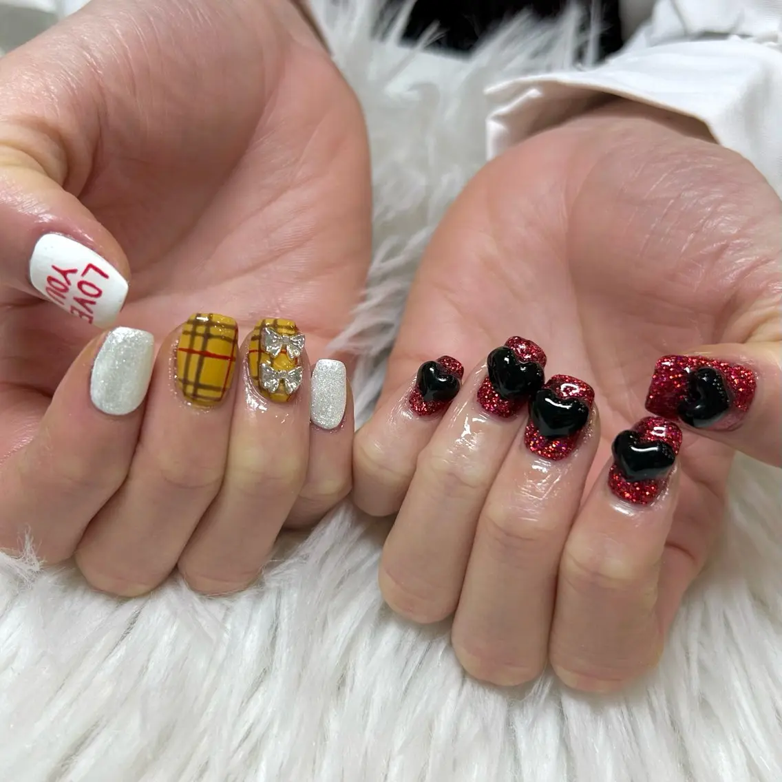 ネイル リボン SOARE TADAのネイルデザイン