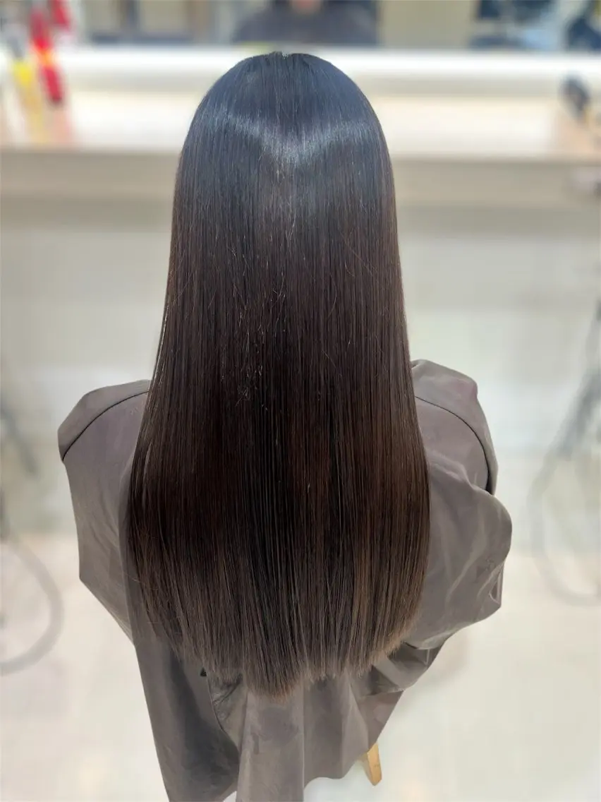 ロング カラー ヘアカラー トリートメント ヘアセット ベージュ/つや髪/ レイヤー／ゆいなのヘアスタイル