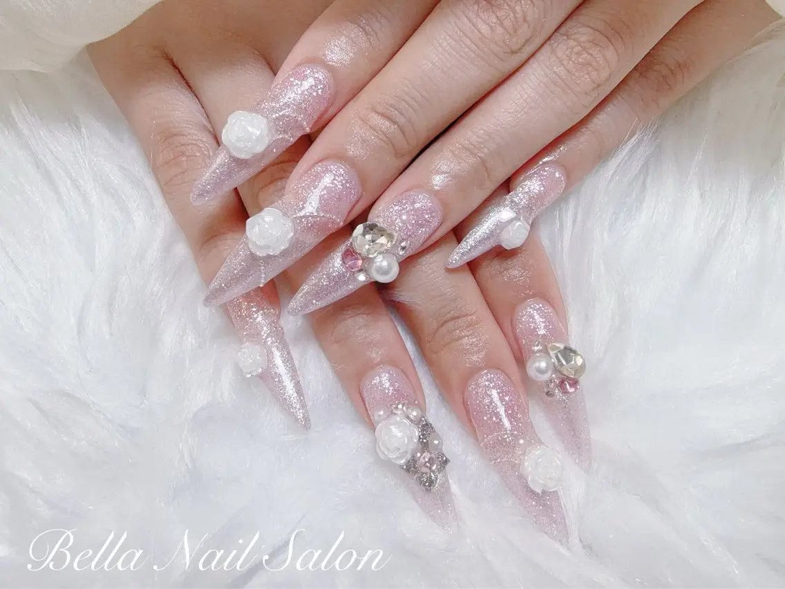 ネイル ハンドネイル Bella Nail Salonパラジェルのネイルデザイン