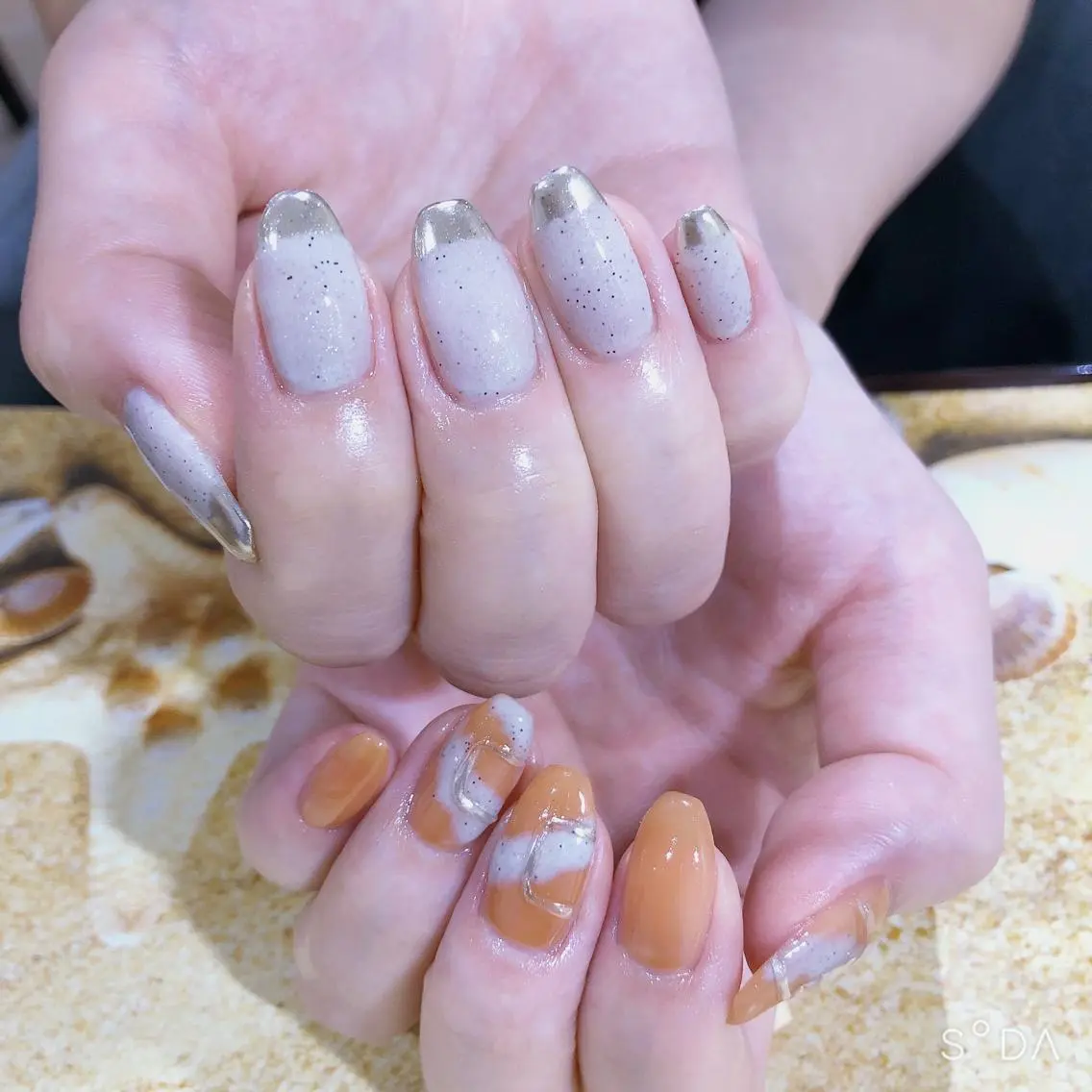 ネイル ニュアンスネイル ハンドネイル 吉野✨ ネイルデザイナー✨のネイルデザイン