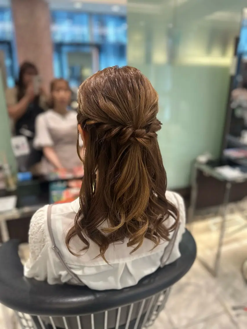ヘアアレンジ ヘアセット 韓国カラーお任せ❤️ アサコサユリ🎀の眉毛・アイブロウイメージ