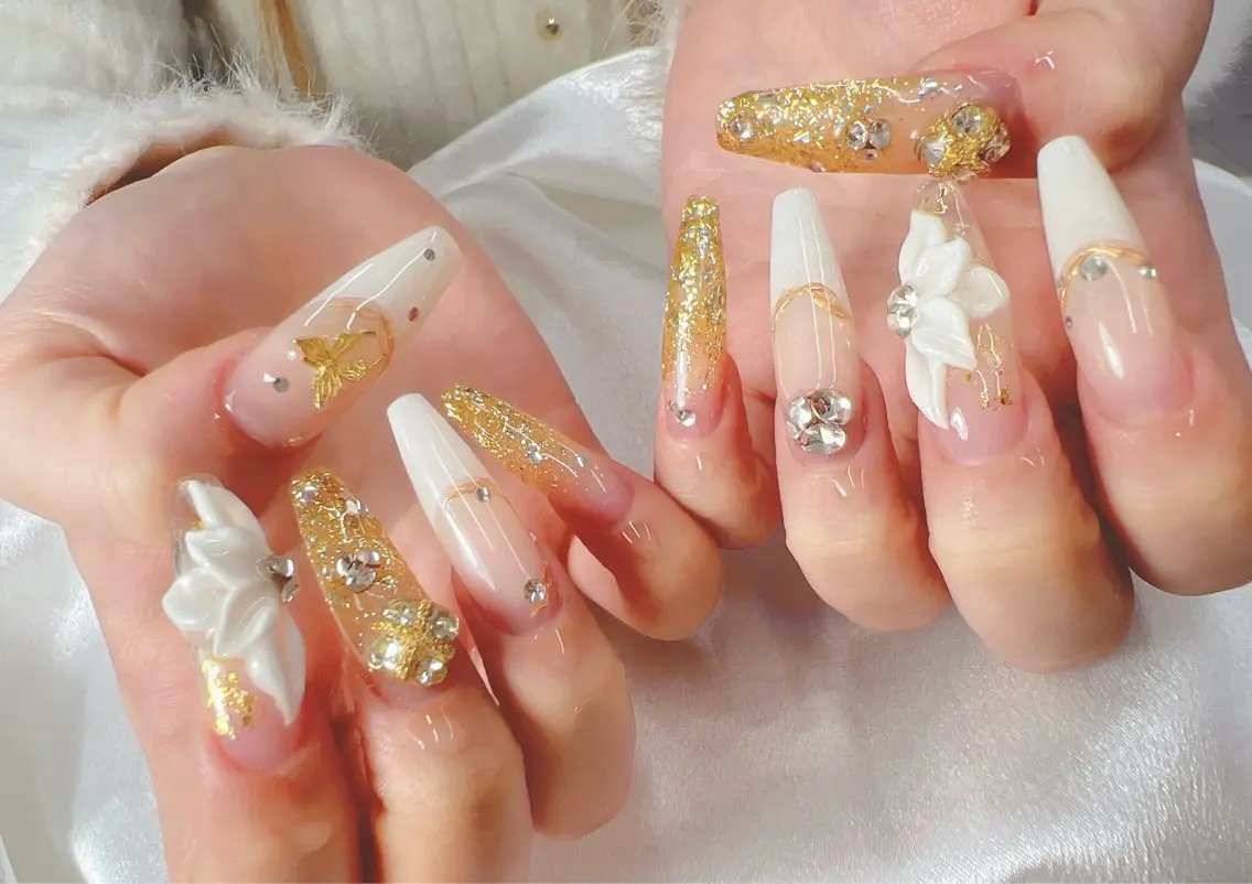 ハンドネイル bijou nails 蓮のネイルデザイン