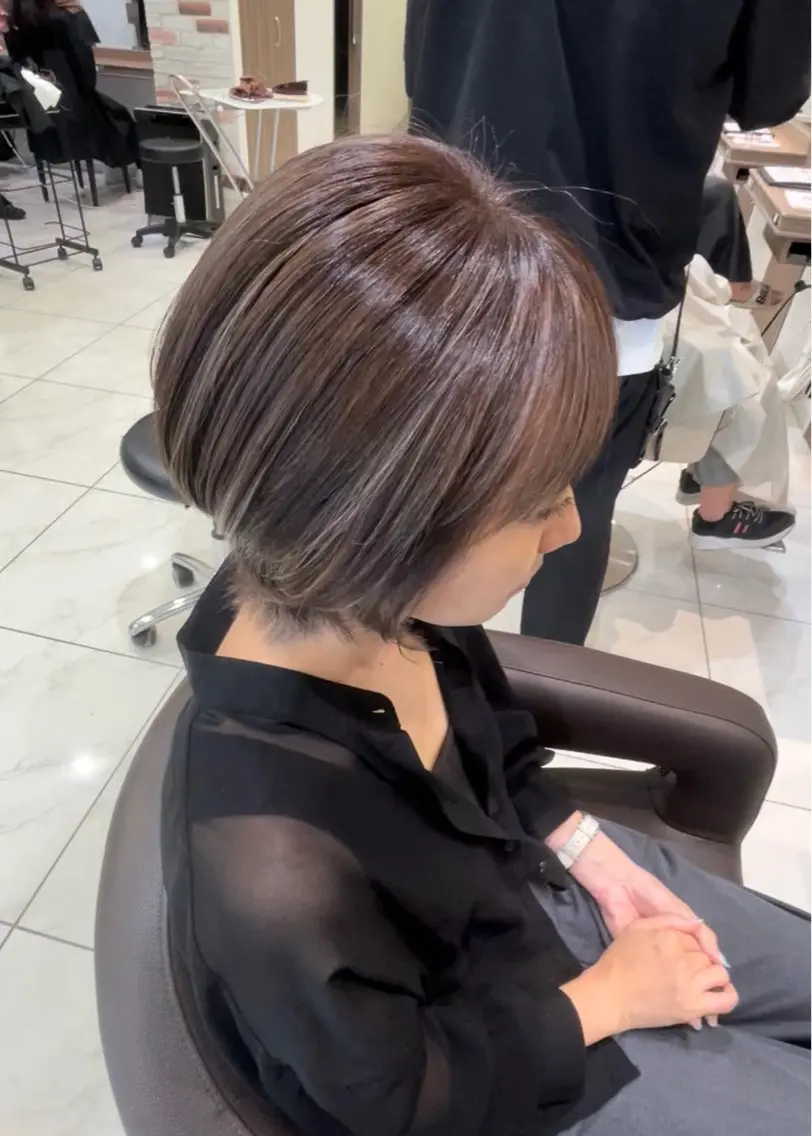 ミディアム カラー 透明感カラー カット ヘアカラー ブリーチ🎨デザイン カラー/れいじ🩶のヘアスタイル