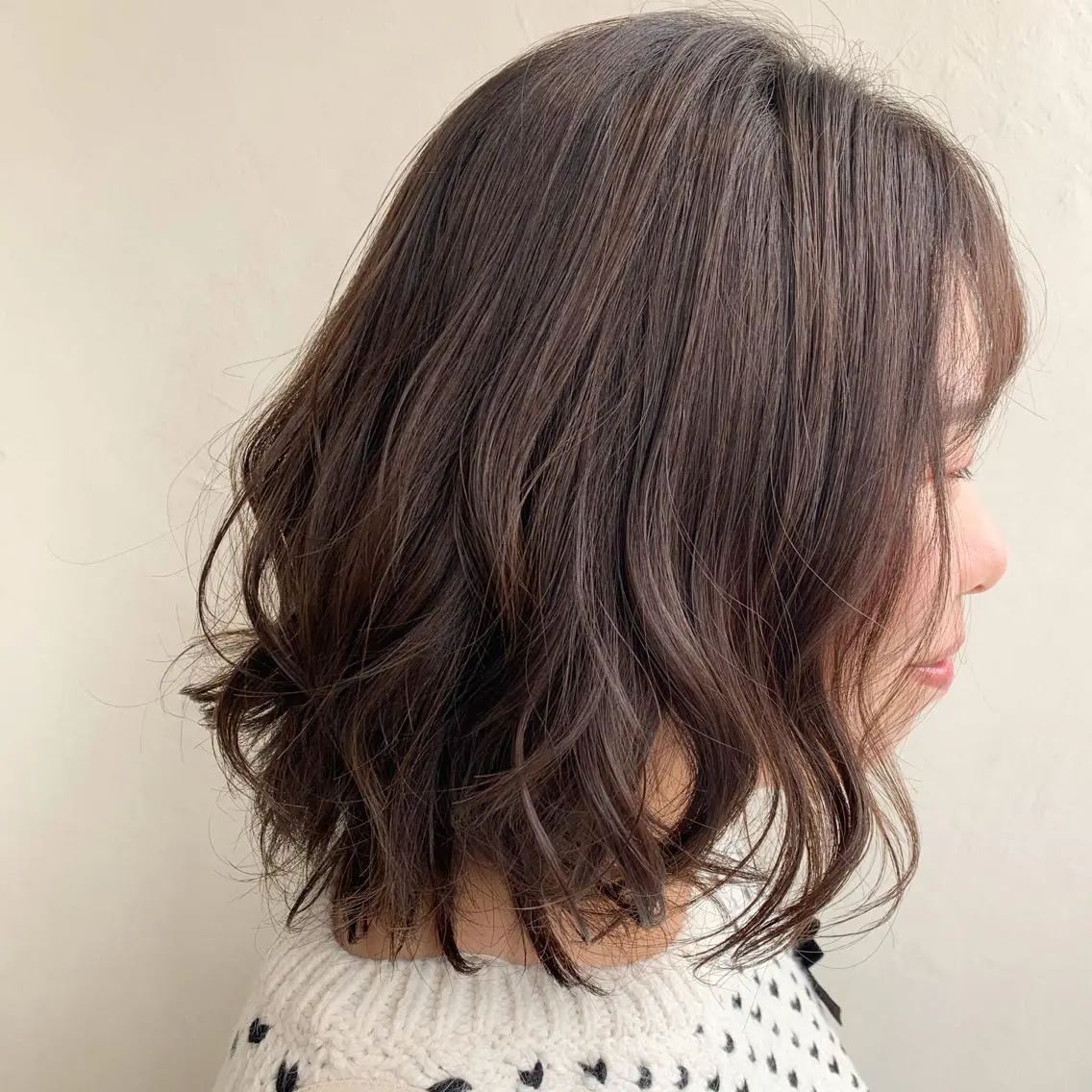 ミディアム カラー 透明感カラー mako🌷ミニモ 限定クーポン多数🆕のヘアスタイル