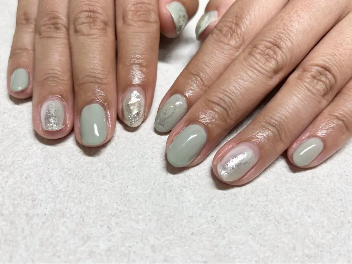 ネイル オーロラネイル フラワーネイル フットネイル フレンチネイル ジェルネイル mogunail &blowのネイルデザイン