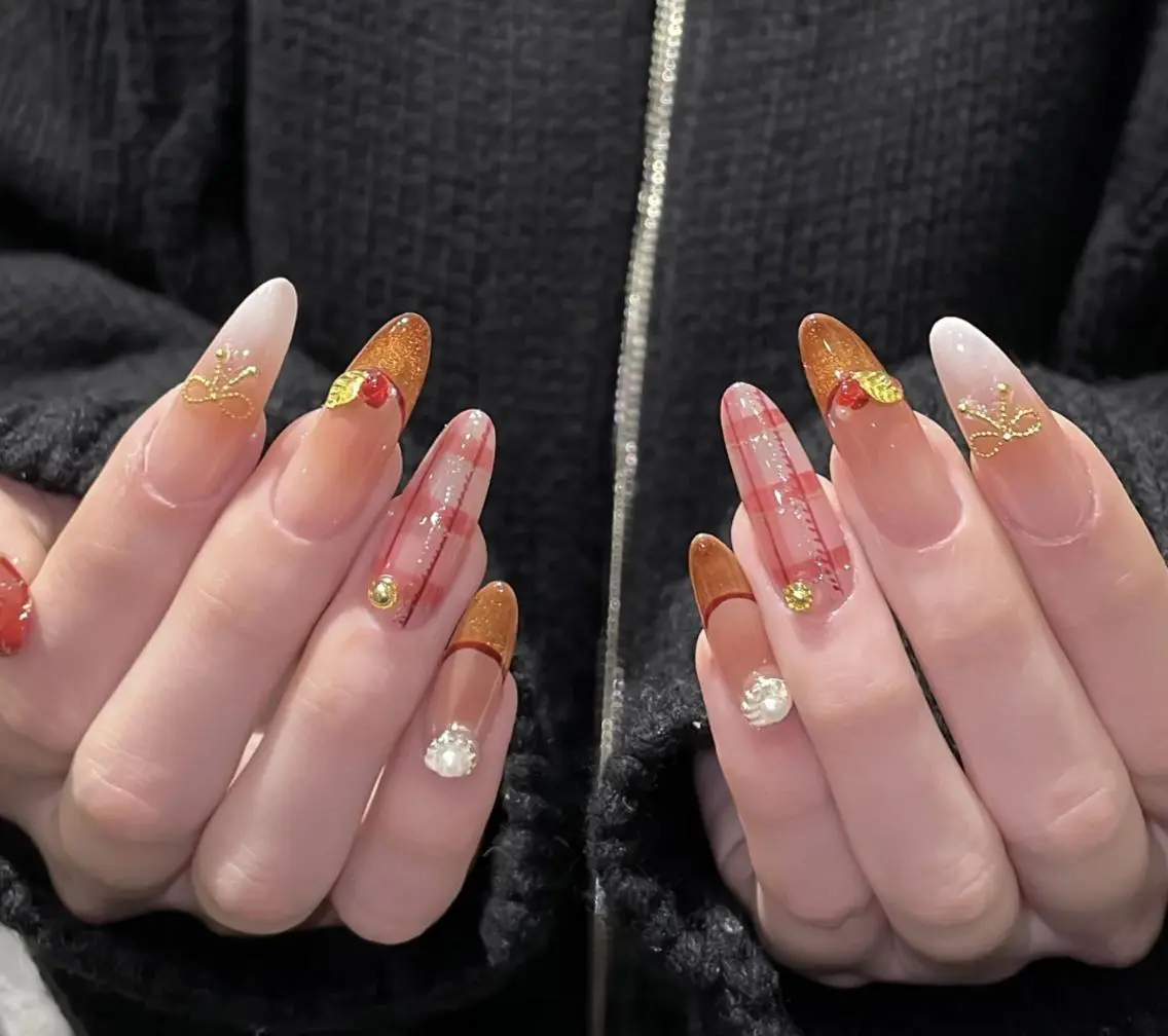 ネイル ハンドネイル Pure&Rich Nailのネイルデザイン