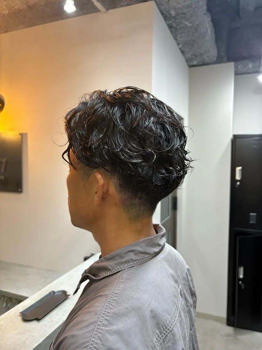 パーマ メンズ しゅり Flag hairのヘアスタイル