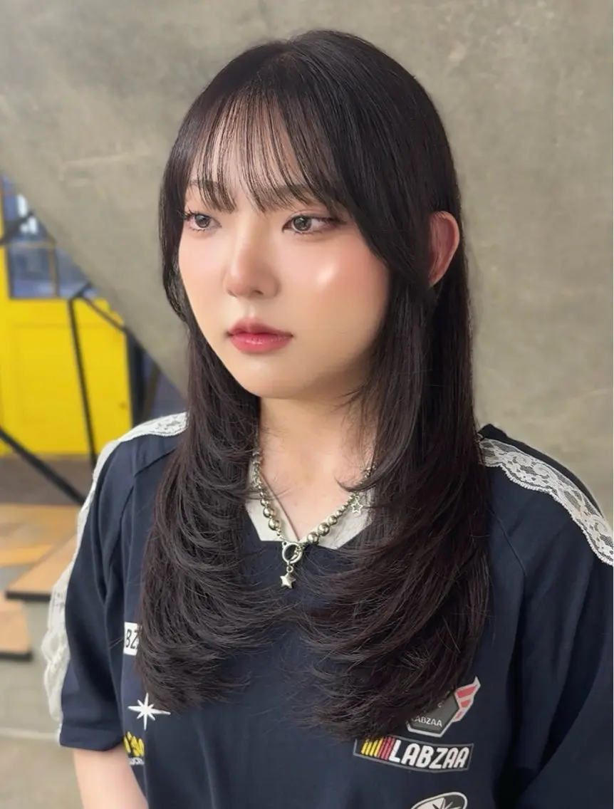 ロング カラー ヘアカラー 小野寺 彩圭のヘアスタイル