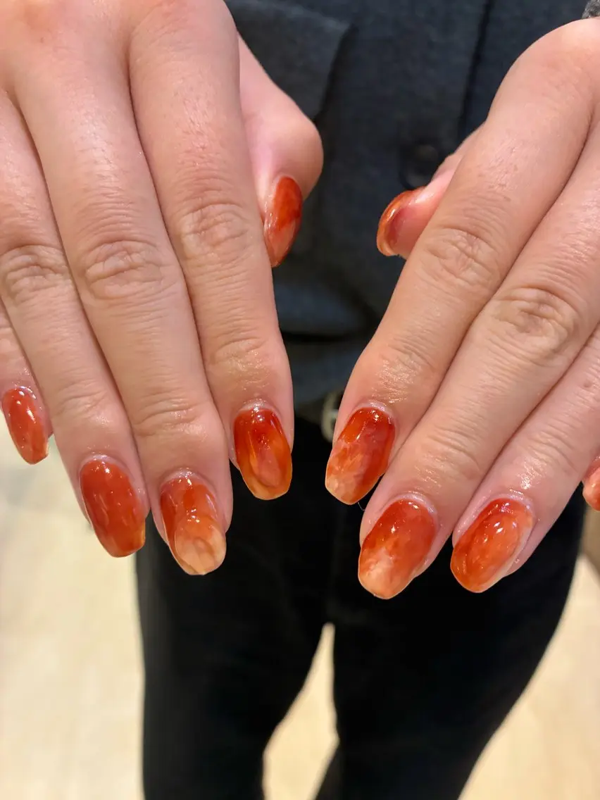 ネイル ニュアンスネイル レナークプルミエ 太田のネイルデザイン