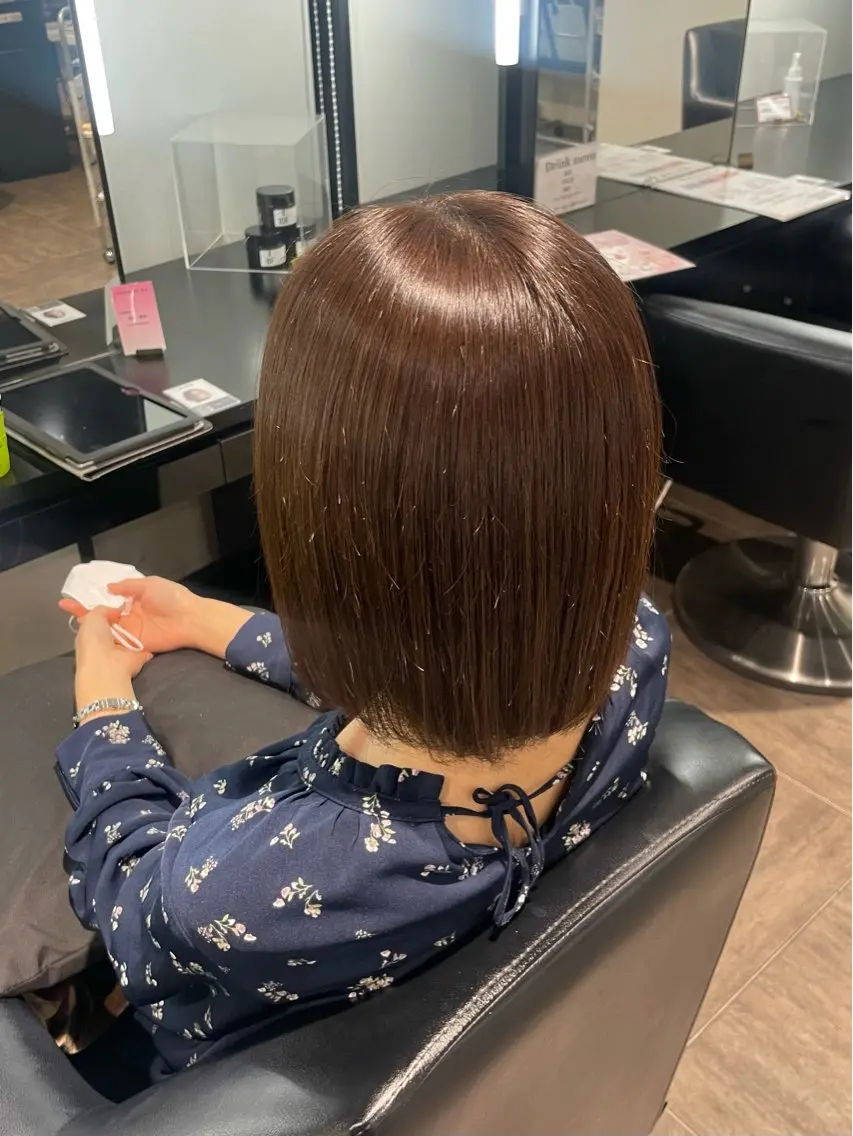 カラー アッシュ アッシュブラウン ブラウンカラー ヘアカラー トリートメント 🎀momoღブリー チハイトーン🎀のヘアスタイル