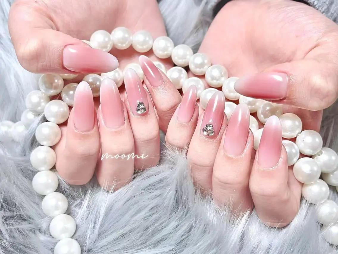 ネイル 長さ出し ジェルネイル グラデーション 韓国ネイル マグネットネイル moomi nail スカルプ専門のネイルデザイン