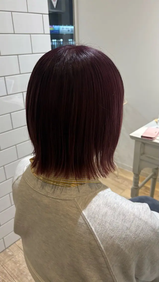 ミディアム カラー カット ヘアカラー トリートメント 似合わせ 顔周りYUUGAのヘアスタイル