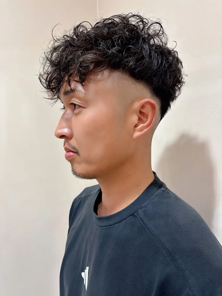 ショート パーマ メンズ カット パーマ トリートメント ヘッドスパ イーストハムネオ高木 亮人🌿のヘアスタイル