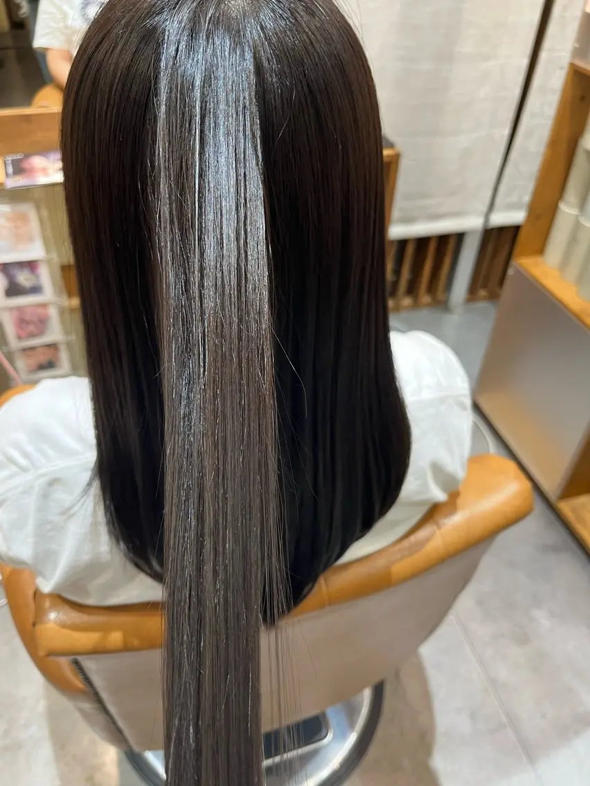 セミロング 名嘉真 美晴のヘアスタイル