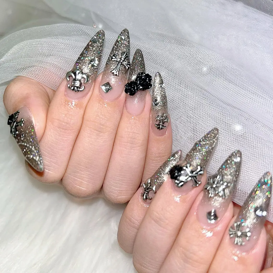 ロング ハンドネイル CHOnail 道玄坂のネイルデザイン