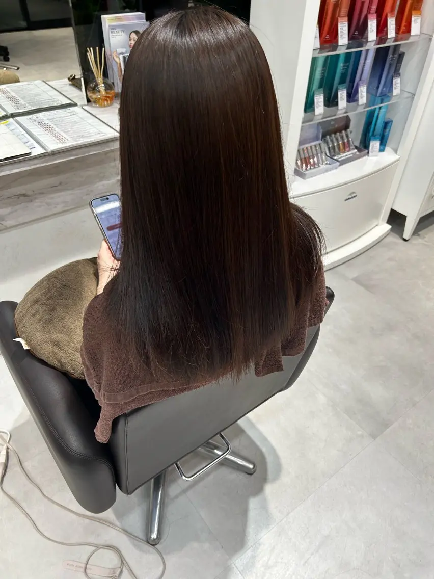 セミロング 縮毛矯正 小林 駿のヘアスタイル
