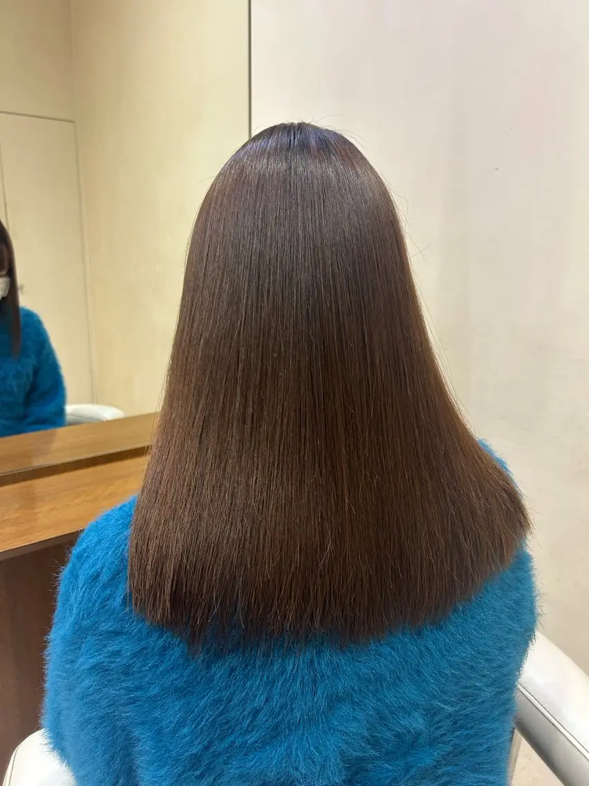 セミロング カラー 平田 一成のヘアスタイル