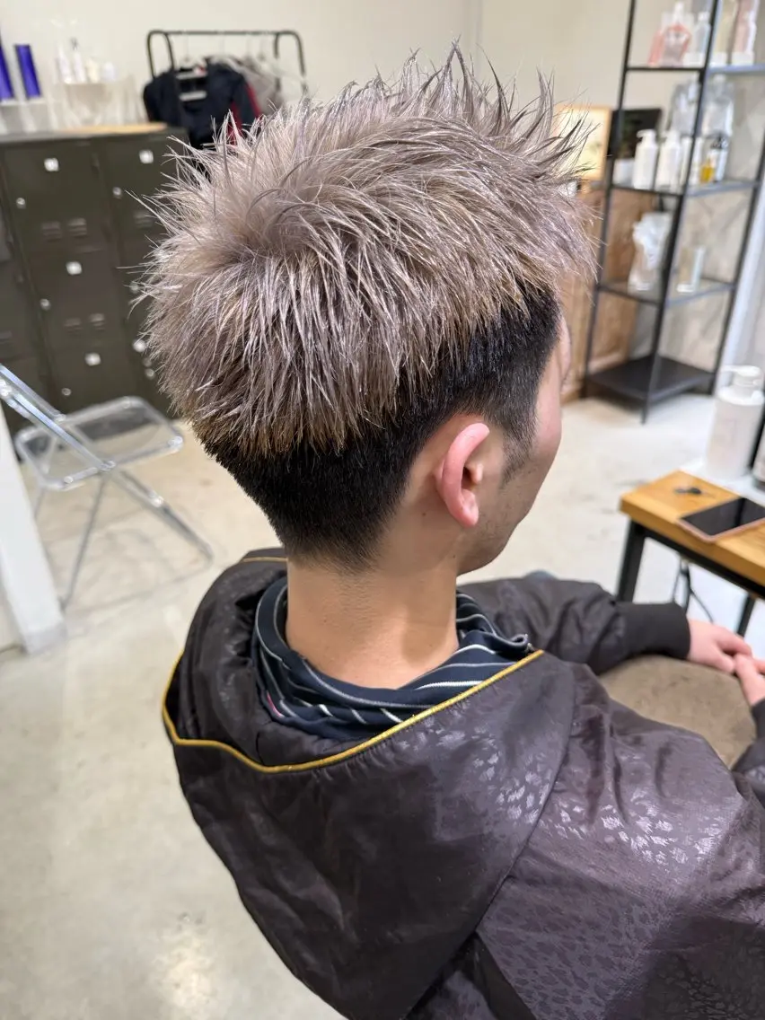 カラー アッシュ アッシュグレー ヘアカラー anb シュウのヘアスタイル