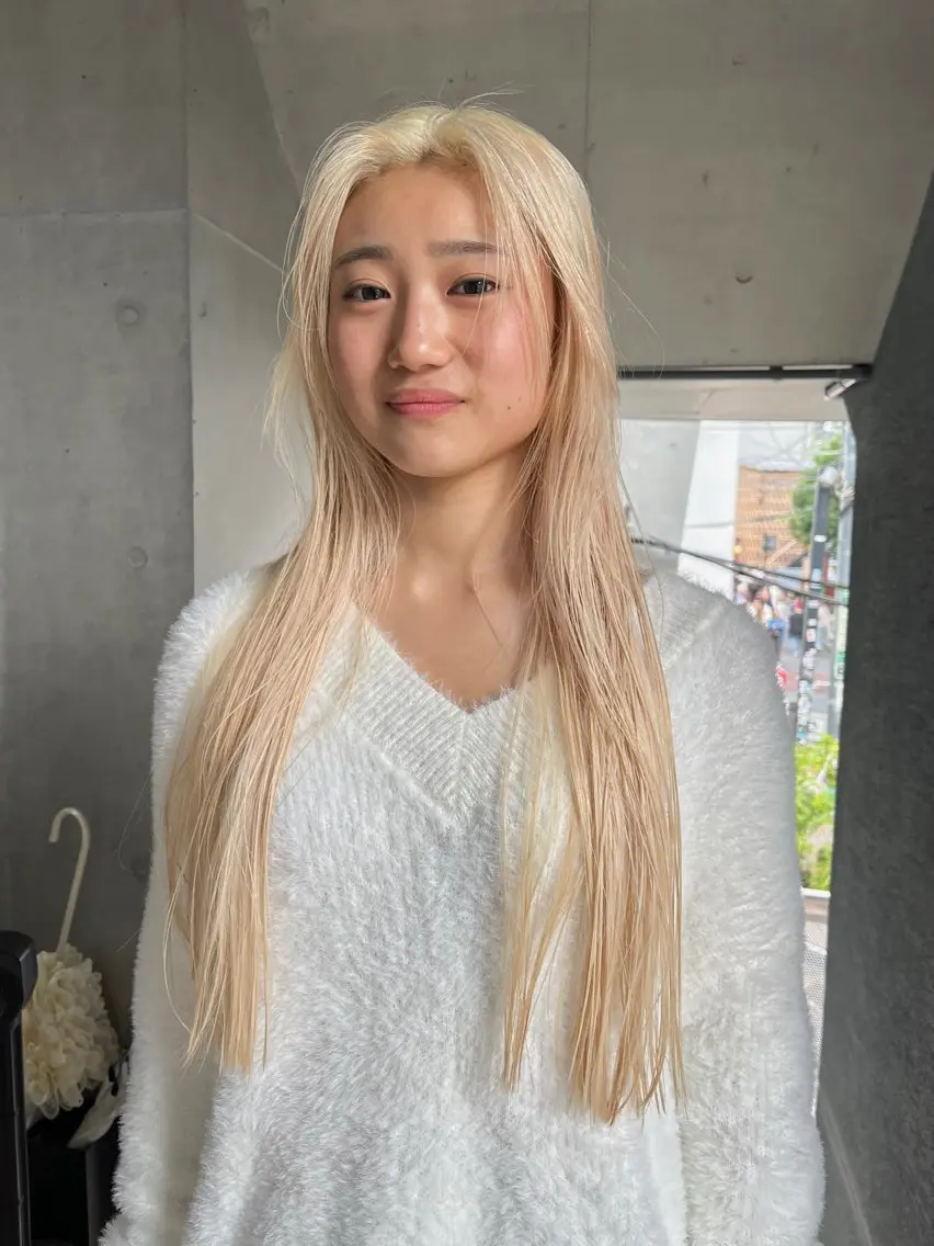 【✨期間限定✨】ハイブリーチ+カラー 二回ブリーチでも理想の艶々ハイトーンに🙆♂️の写真
