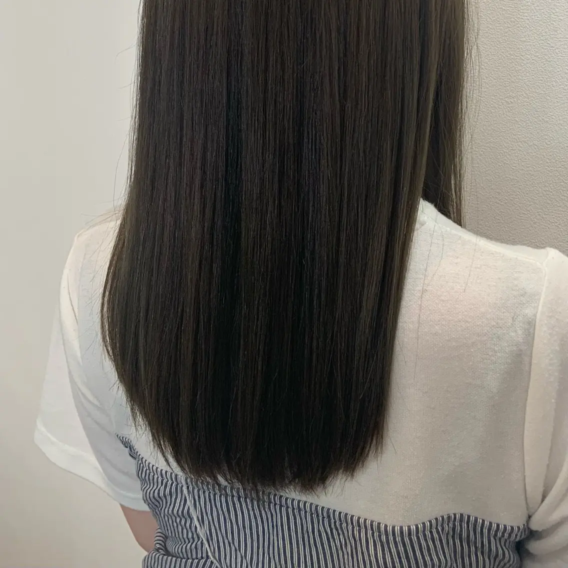 ロング カラー 齊藤 奈美のヘアスタイル