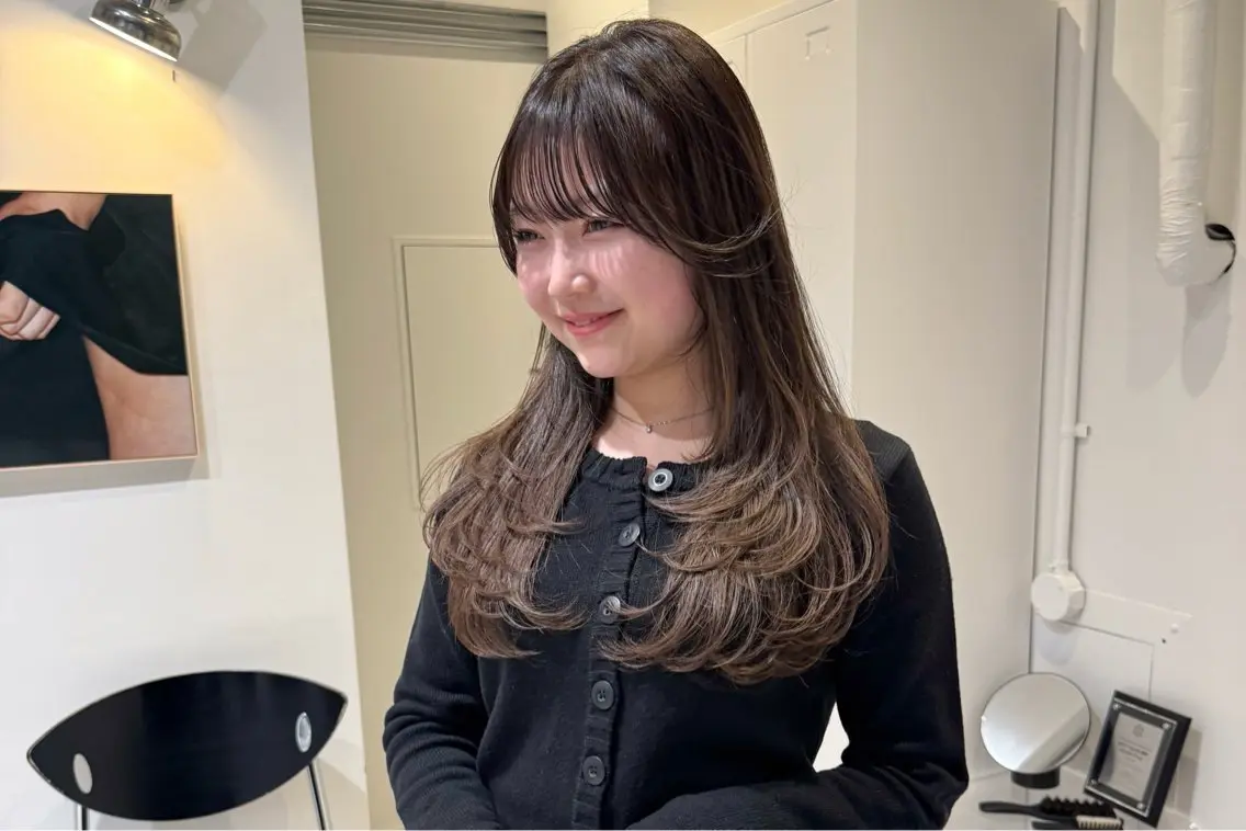 セミロング カラー レイヤーカット レイヤーカット 鈴木駿介のヘアスタイル