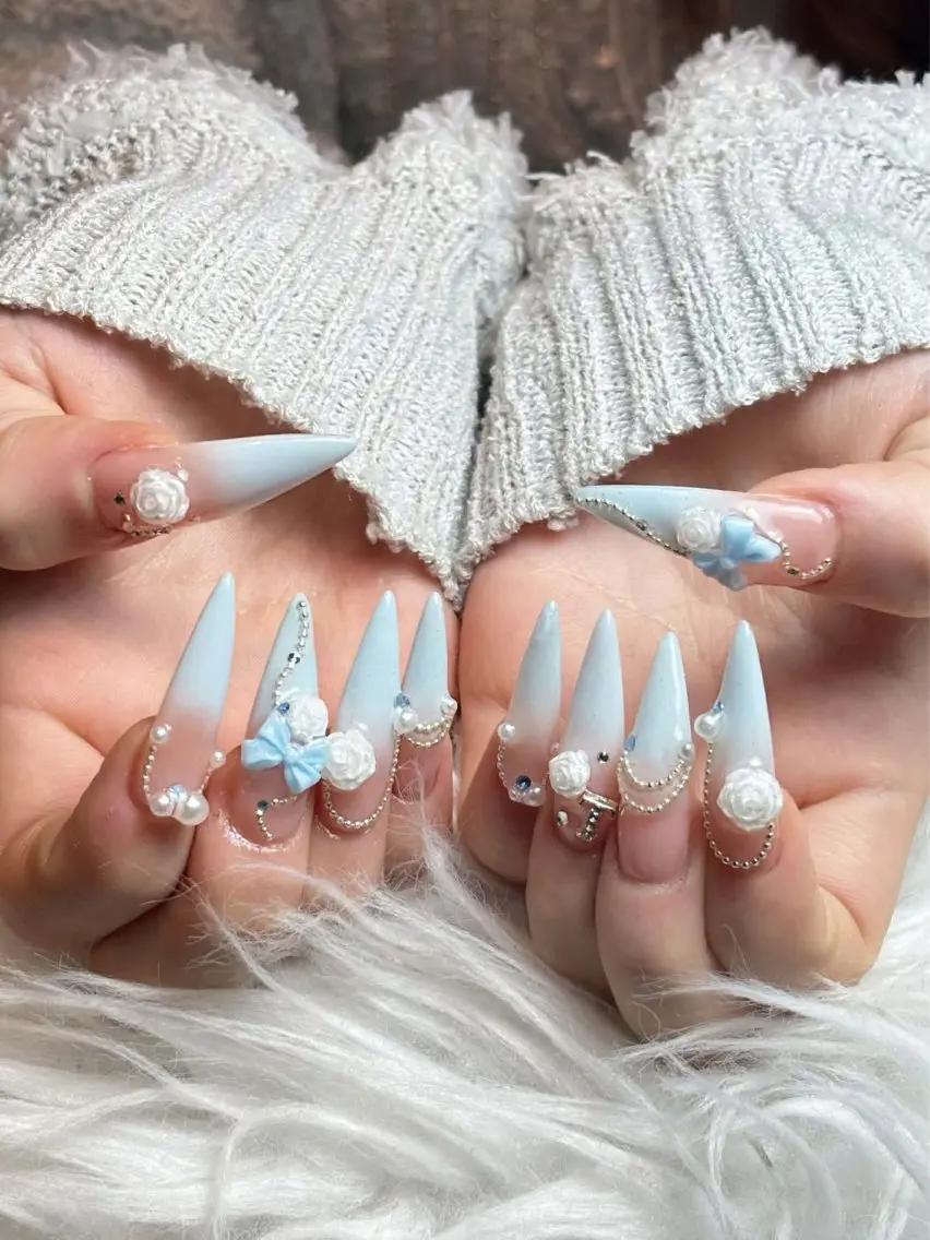 ネイル チークネイル ドット フレンチネイル グラデーション ハート ハンドネイル ハンドケア Eli Muse 新宿ネイルのネイルデザイン