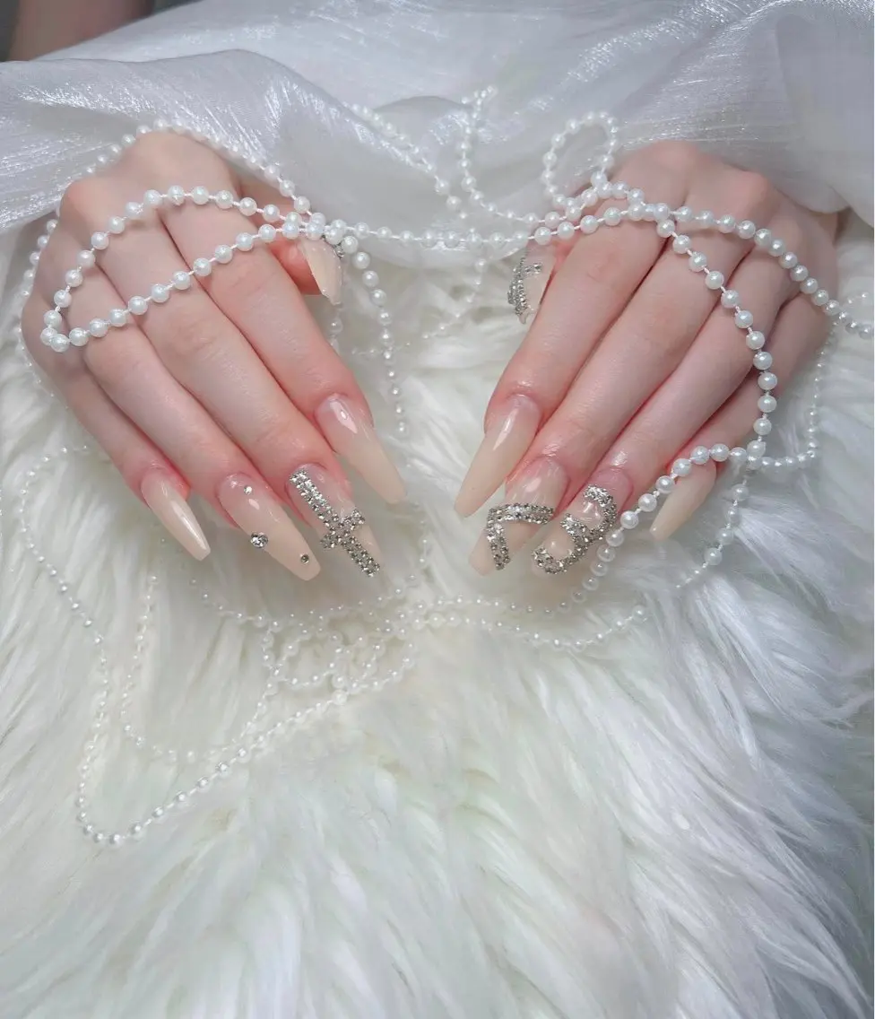 ネイル フットネイル フレンチネイル グラデーション 韓国ネイル マグネットネイル ハンドネイル ハンドケア Hara Nail 【持ち込みOK】のネイルデザイン