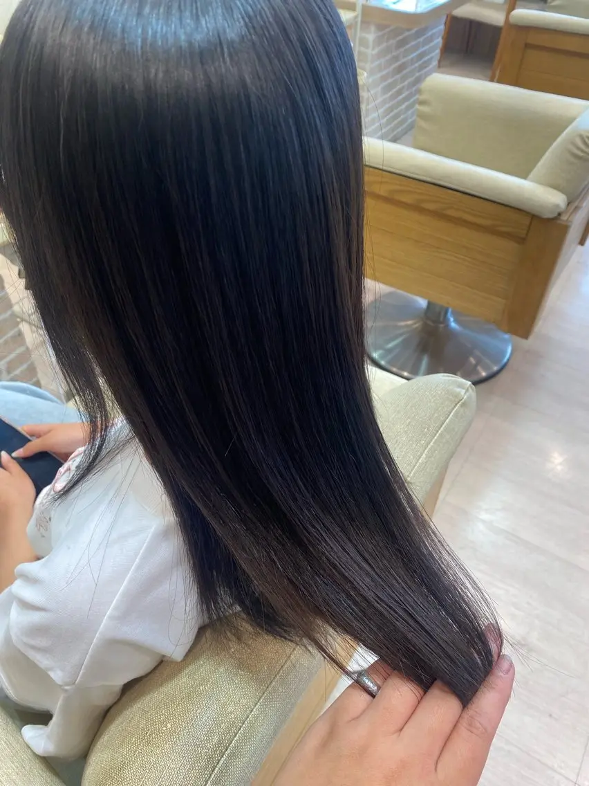 カット+縮毛矯正+トリートメントの写真