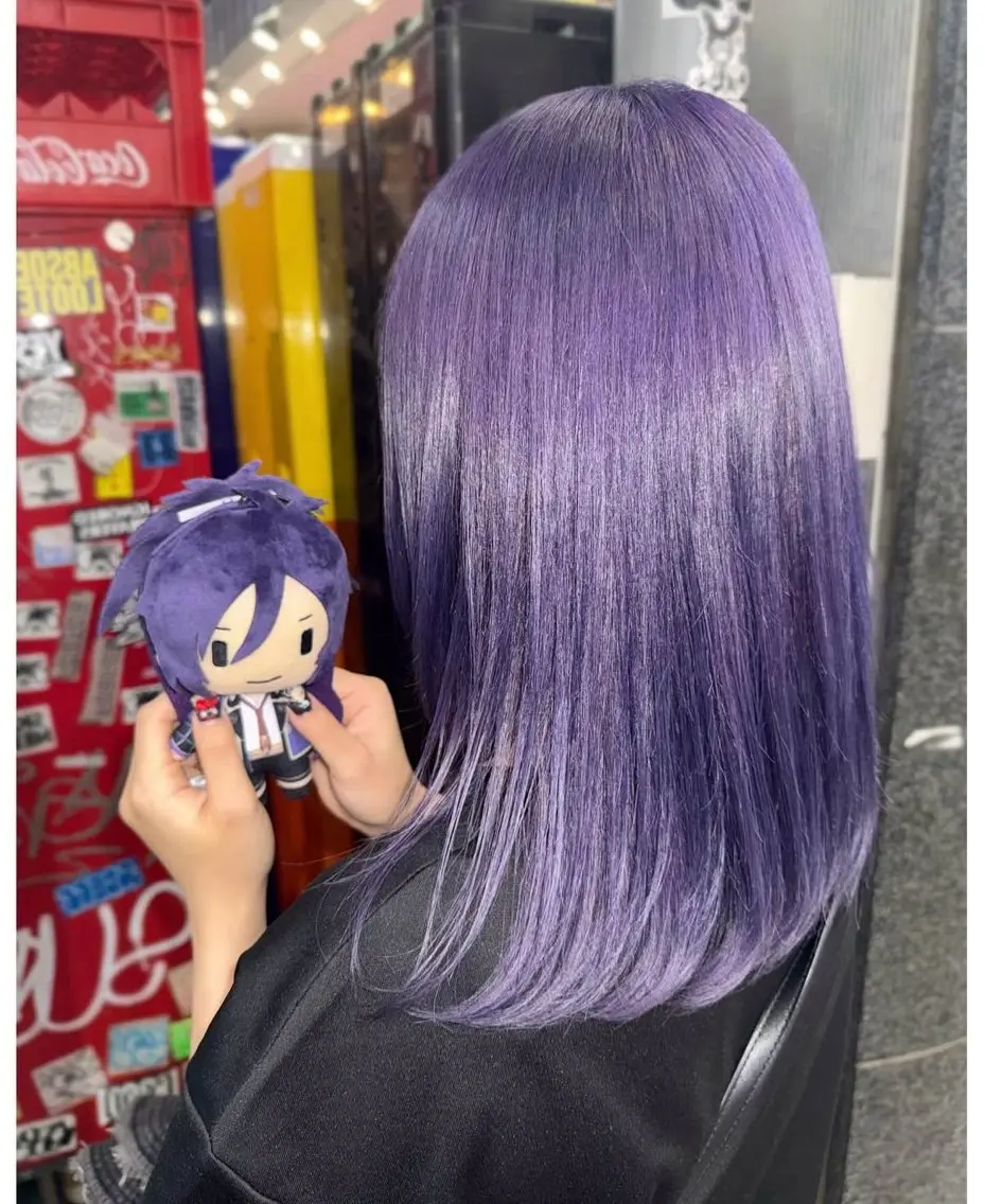 ミディアム カラー パープルカラー ヘアカラー TSUNO🦖 派手髪/オタク美容師のヘアスタイル