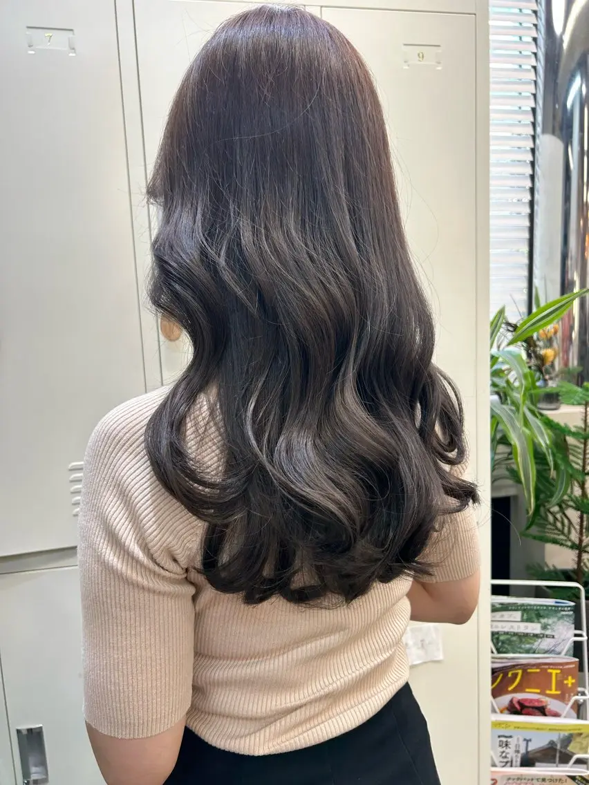 セミロング カラー グレージュ ラベンダーカラー ラベンダーグレージュ ラベンダーグレー kazuki iconのヘアスタイル