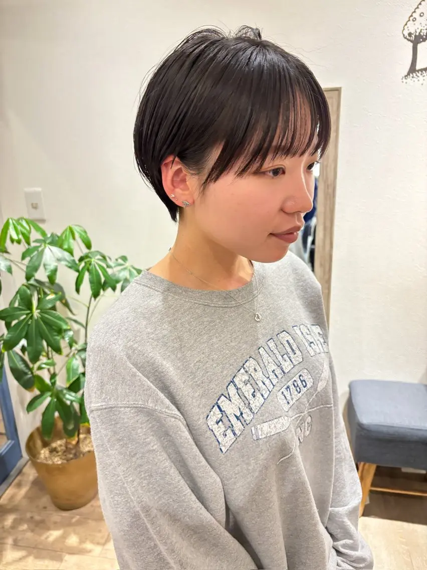 🌟11月限定🌟【🌈人気No.1🌈】❄️特別価格❄️小顔カット ¥6600→4280の写真
