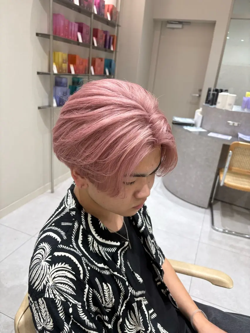 ショート メンズ メンズブリーチ ヘアカラー 海外風/レイヤー/ ブリーチ/shionのヘアスタイル