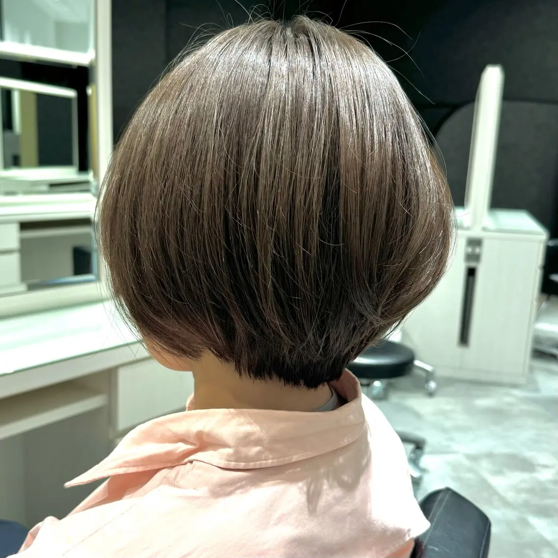 ショート ショートボブ ボブ ショートヘア ひなた あゆみのヘアスタイル