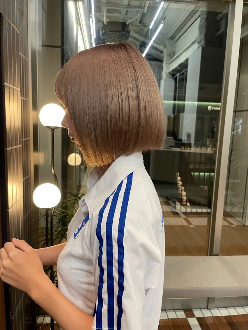 ショート カラー ベージュカラー 透明感カラー ボブ メンズパーマ特化 sayoのヘアスタイル