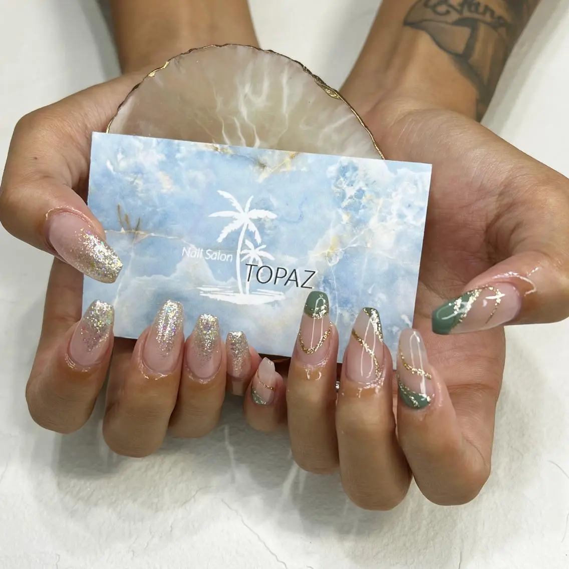 ネイル TOPAZ Ayumiのネイルデザイン